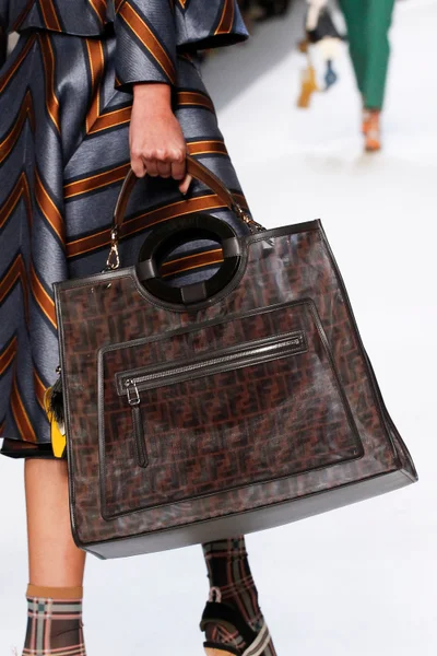 Look 2